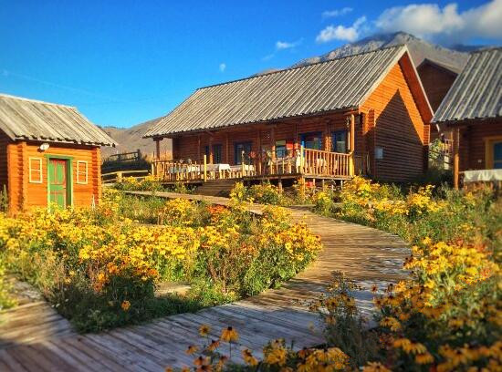 AHA International Youth Hostel 